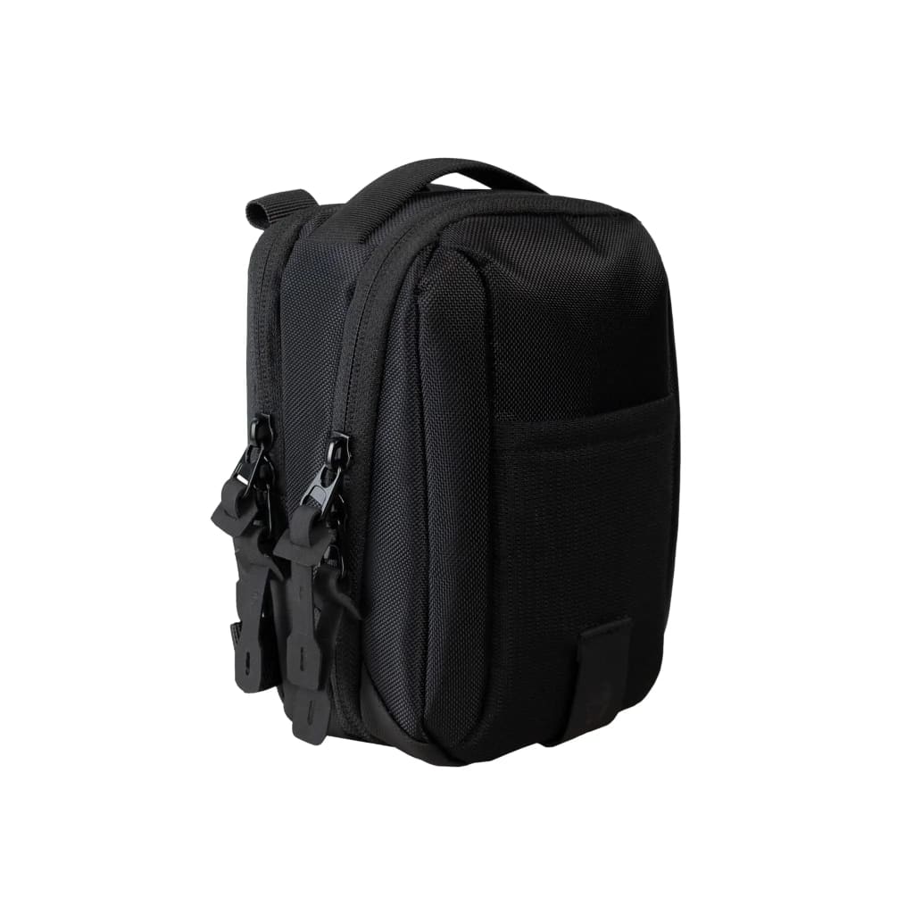 Enivan Magnetic Gym Bag with Phone Pocket - Water-Repellent & Ultra-Lightweight