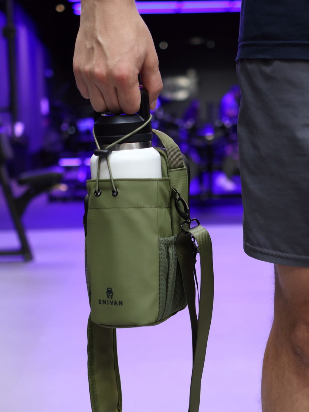 Enivan Green Magnetic Gym Bag with Bottle Holder - Water-Repellent & Ultra-Lightweight